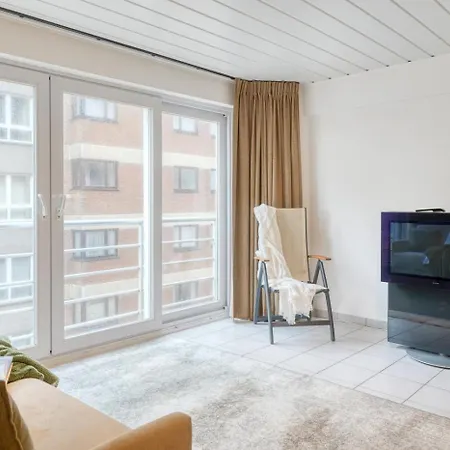 With Sea And Harbor Views Apartamento